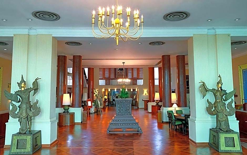 Inya Lake Hotel Yangon