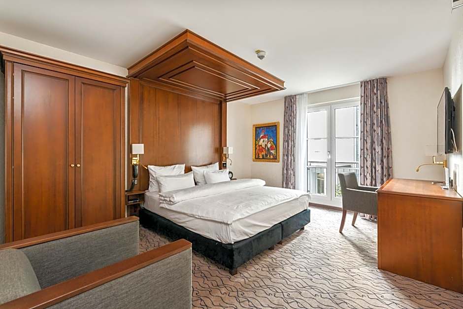 King's Hotel City Stay