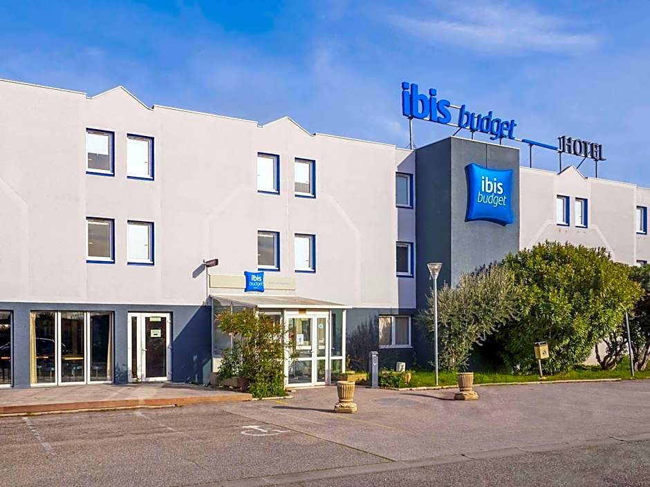 ibis budget Arles Sud Fourchon
