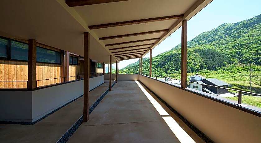 Terrace Midoubaru