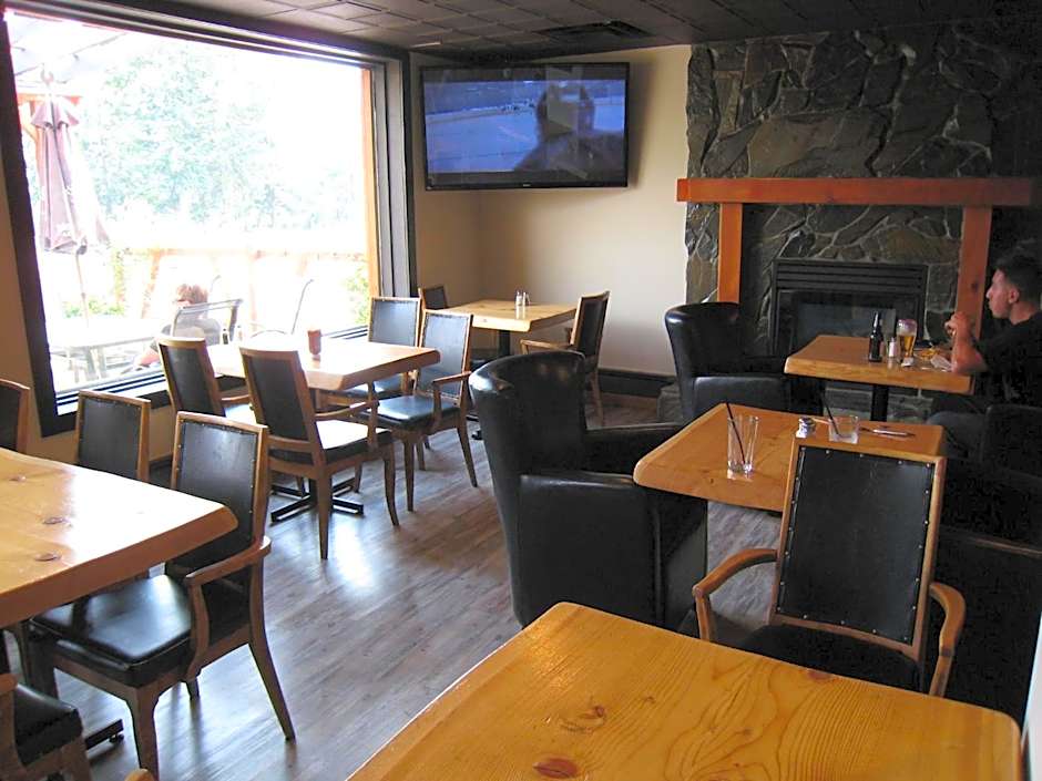 Days Inn by Wyndham Golden