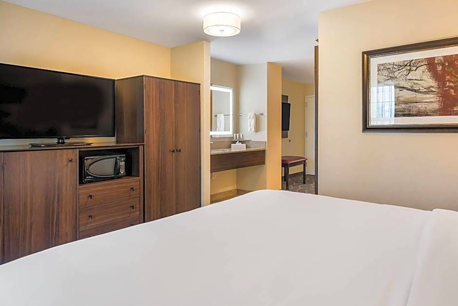 Country Inn & Suites by Radisson, Grandville-Grand Rapids West, MI