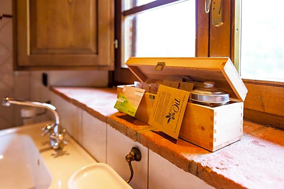 Agriturismo & Cantina Tenuta Casteani