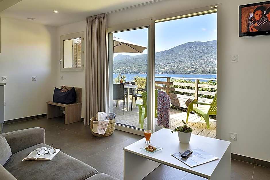 Photo 1 of 4 of Comfort Apartment, Sea View