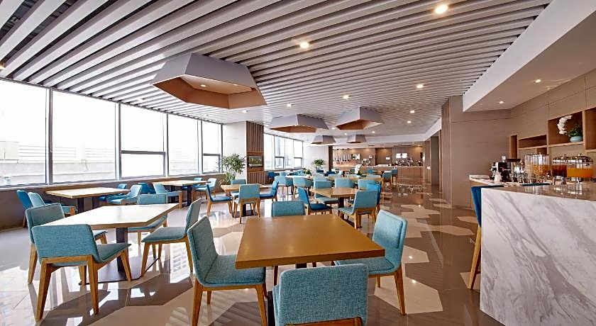 Holiday Inn Express Panjin Downtown By IHG