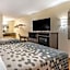 Quality Inn & Suites Columbus West