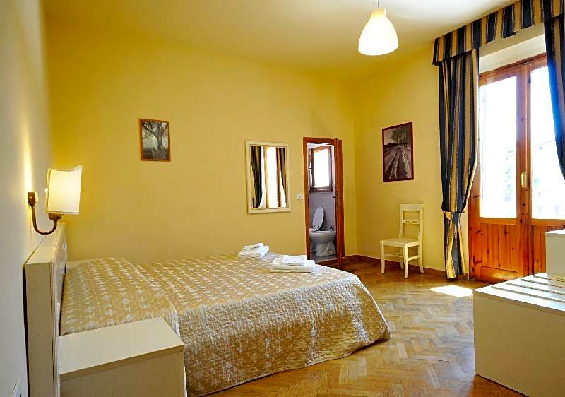 Hotel Azzi