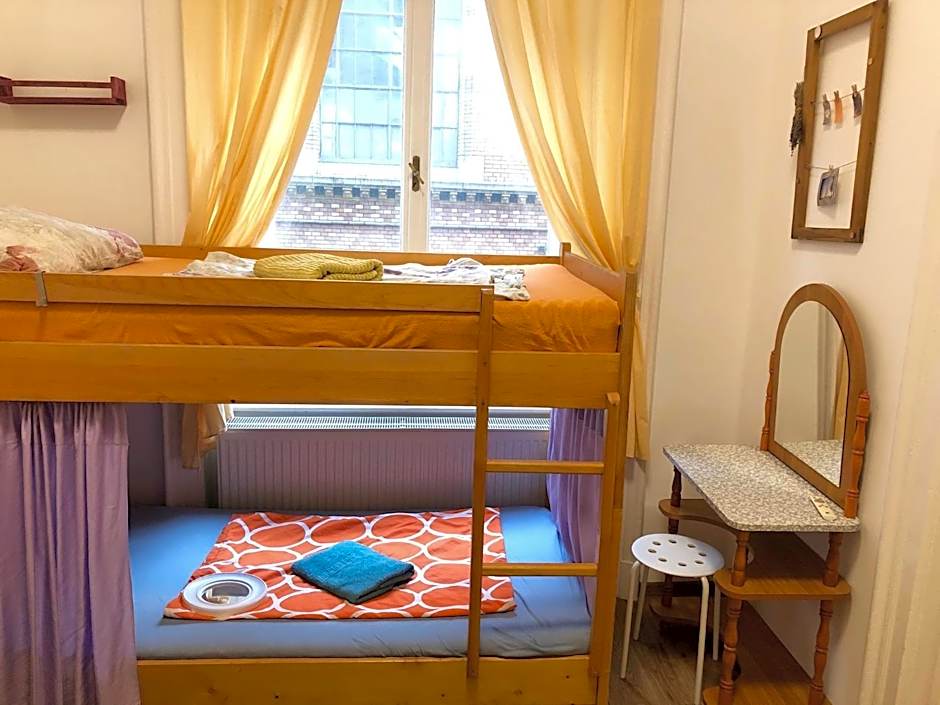 Zen Hostel by Central Market