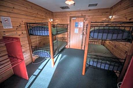Bed in 4-Bed Mixed Dormitory Room