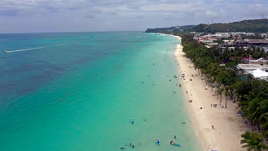 Ronaldo's Inn Siargao by Cocotel