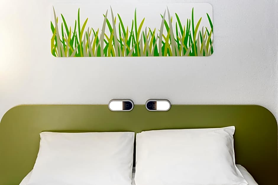 ibis budget Courbevoie Paris La Défense 1