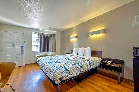 1 Full Bed | Mobility Access Tub, Nsmk