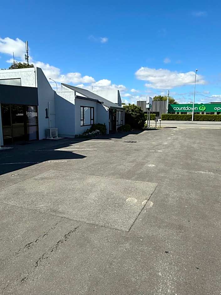 ASURE Sundowner Motel