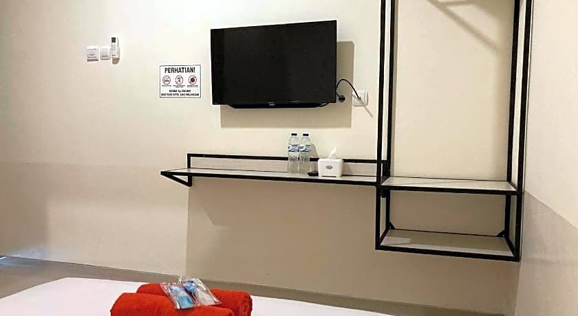 Hartono Inn Seturan Mitra RedDoorz