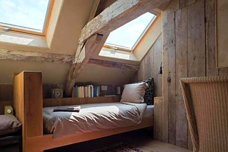 Single Room with Private Bathroom