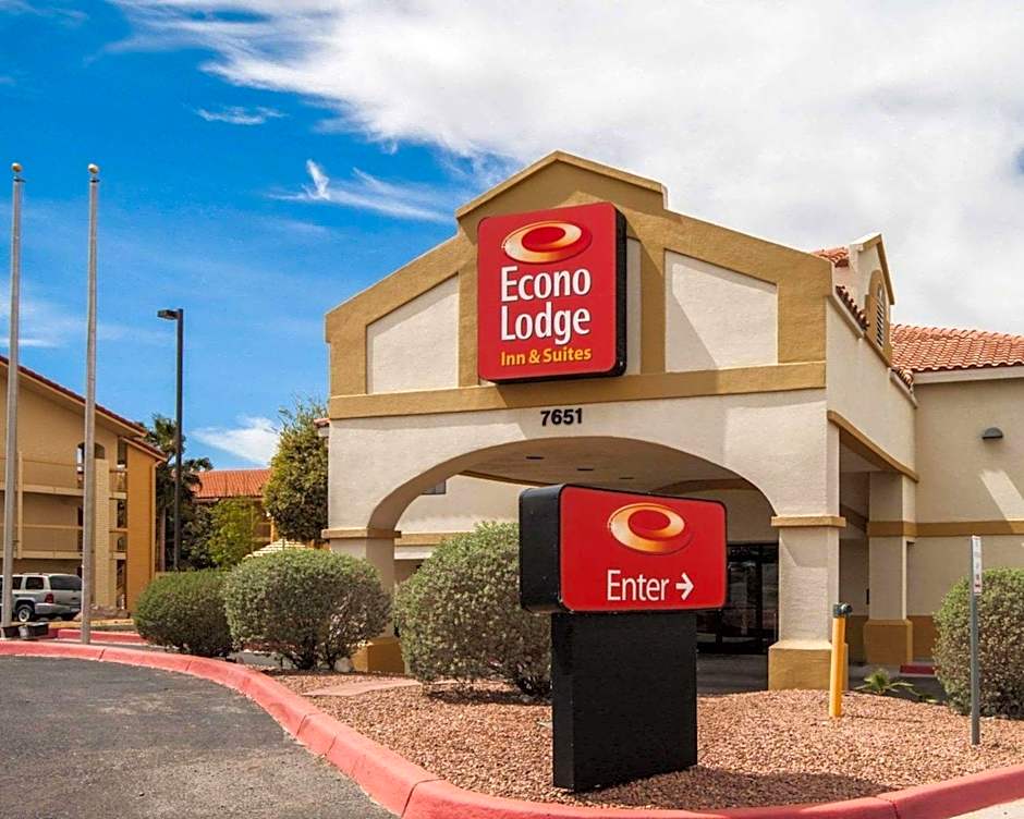 Econo Lodge Inn & Suites El Paso