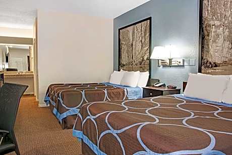 Double Room with Two Double Beds - Smoking