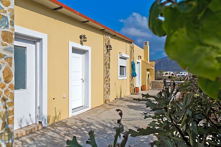 Montemar Studios & Apartments