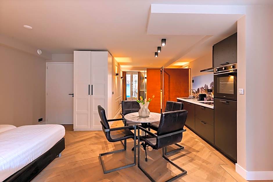 Midtown Hotel Royal Room