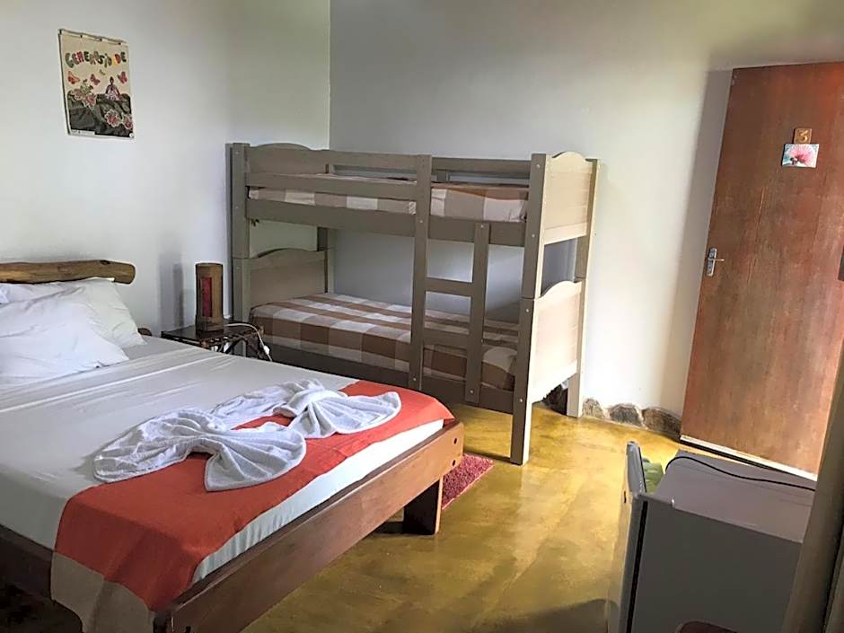 Buddy's Hostel & Pousada Alto Paraiso