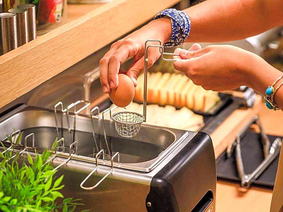 Matabi Hotel Toulouse Gare by HappyCulture
