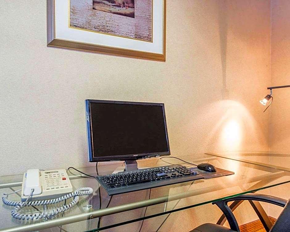 Clarion Inn And Events Center Pueblo North – Pueblo, CO