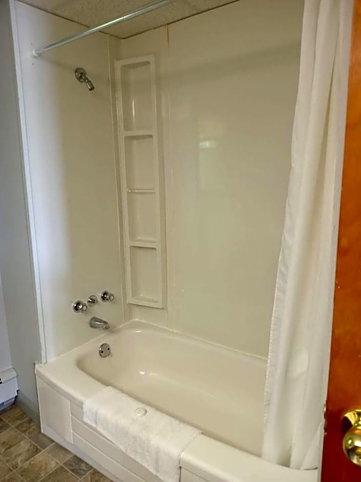 Stiles Motel Hill View