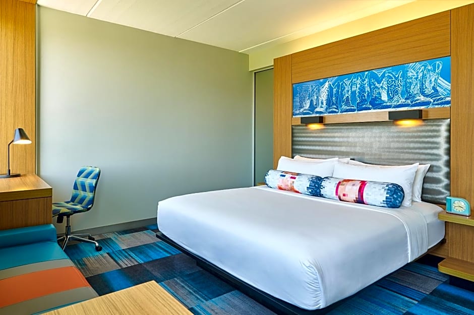 Aloft Hotel Plano
