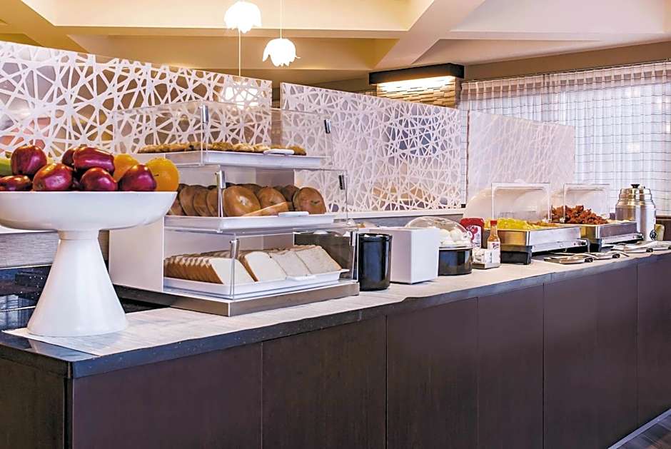 La Quinta Inn & Suites by Wyndham Las Vegas Summerlin Tech