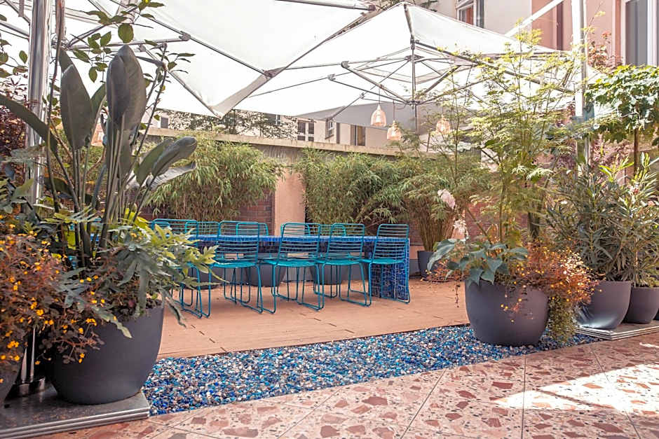 Hotel Bleibtreu Berlin by Golden Tulip