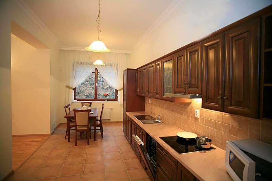Slunecni Lazne Apartments