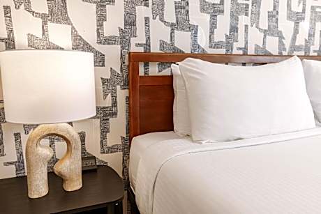 Hygge Courtyard Suite