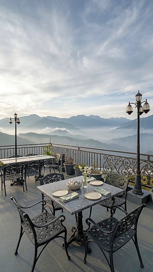 Chail Residency