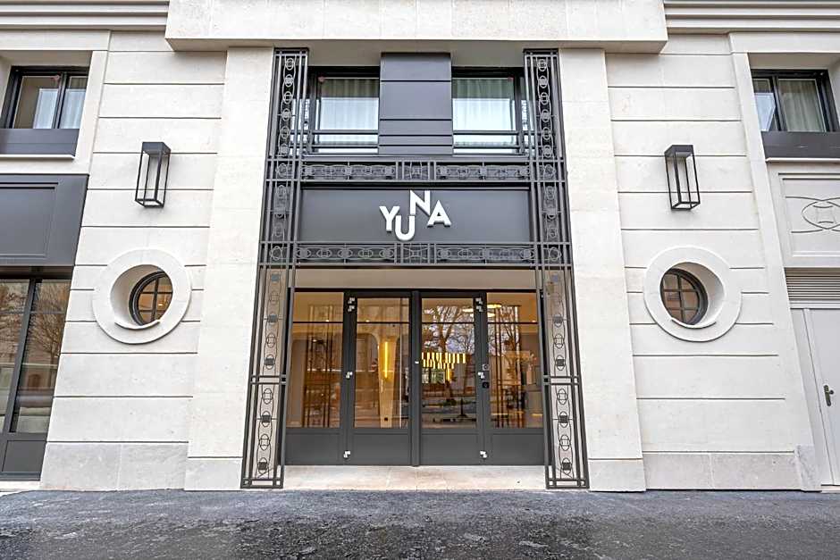 Yuna Porte-Maillot - ApartHotel
