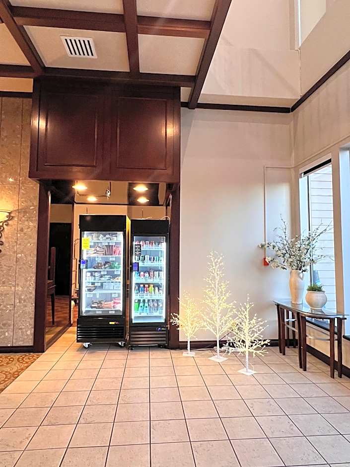 Ramada by Wyndham Tukwila Southcenter