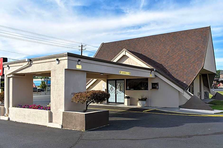 Photo 1 of 30 of MHO Hotel Bordentown