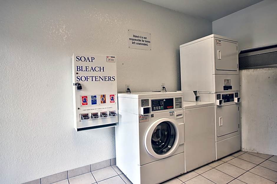 Motel 6-Tallahassee, FL - Downtown