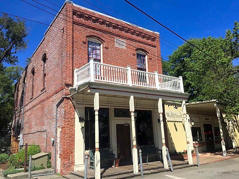 The Jack London Lodge