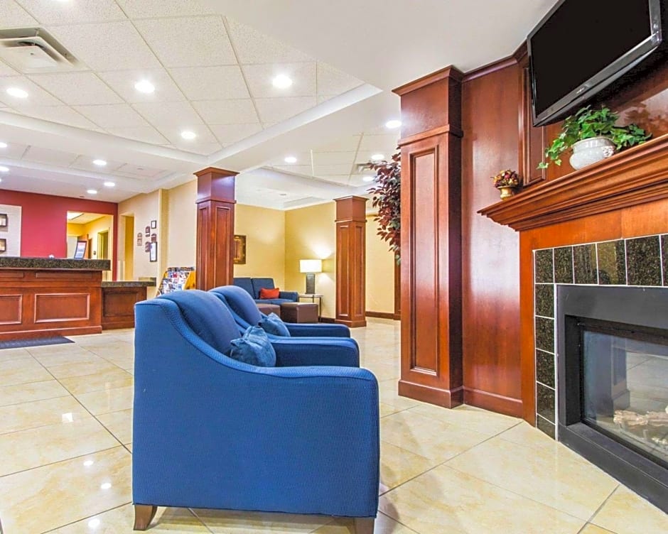 Comfort Inn & Suites Scarborough