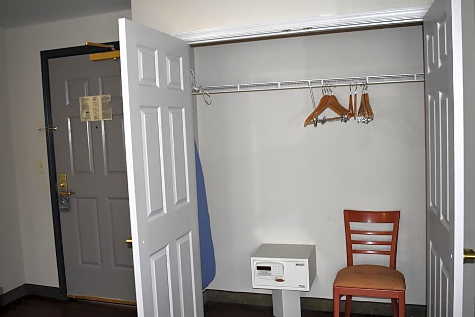 Country Inn & Suites by Radisson, Hagerstown, MD