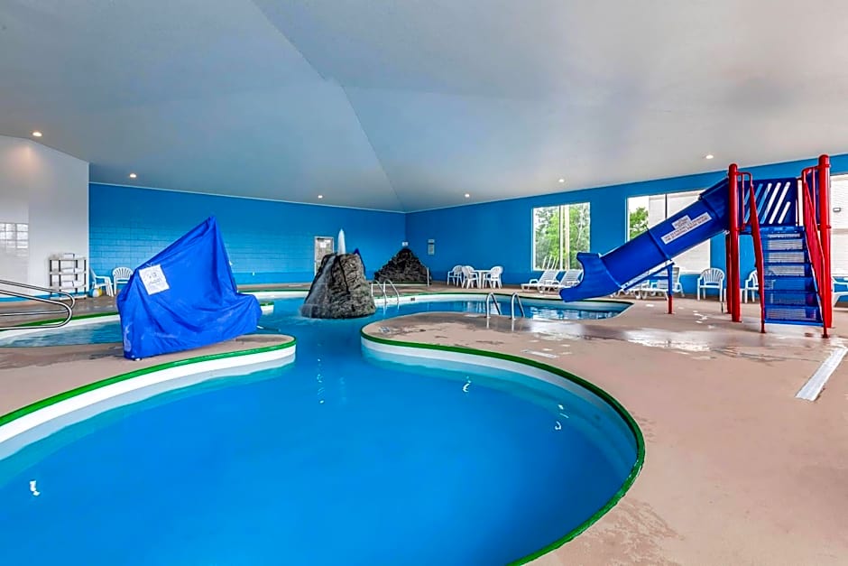 Comfort Suites Escanaba West
