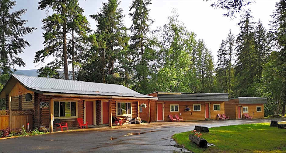 Overlook Inn & Cabins