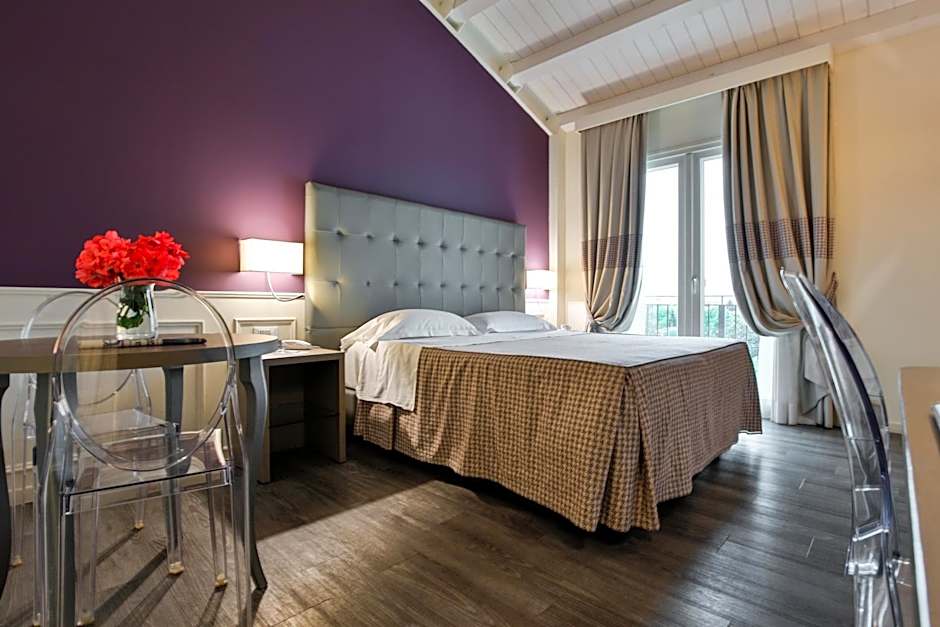 Savoia Hotel Regency