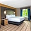 Crowne Plaza SHENANDOAH - WOODLANDS AREA by IHG