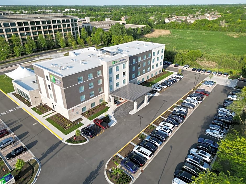 Holiday Inn Express & Suites Chicago Schaumburg By IHG