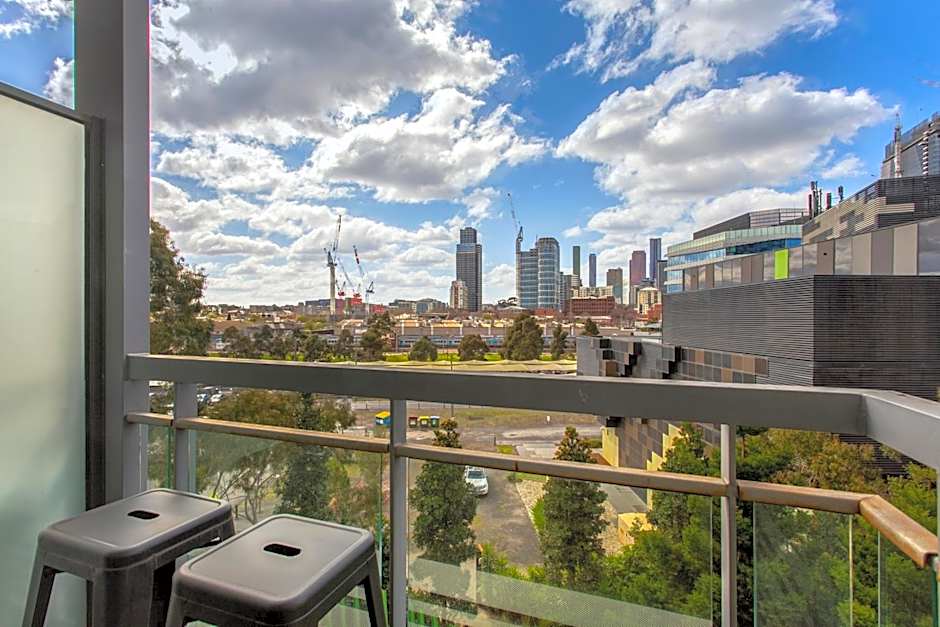 City Harbour Apartments