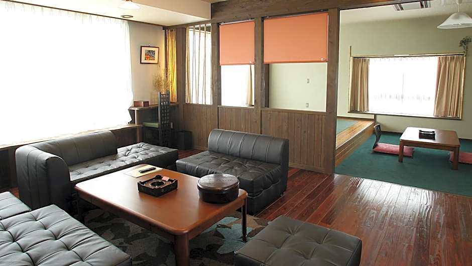 Hotel Heian
