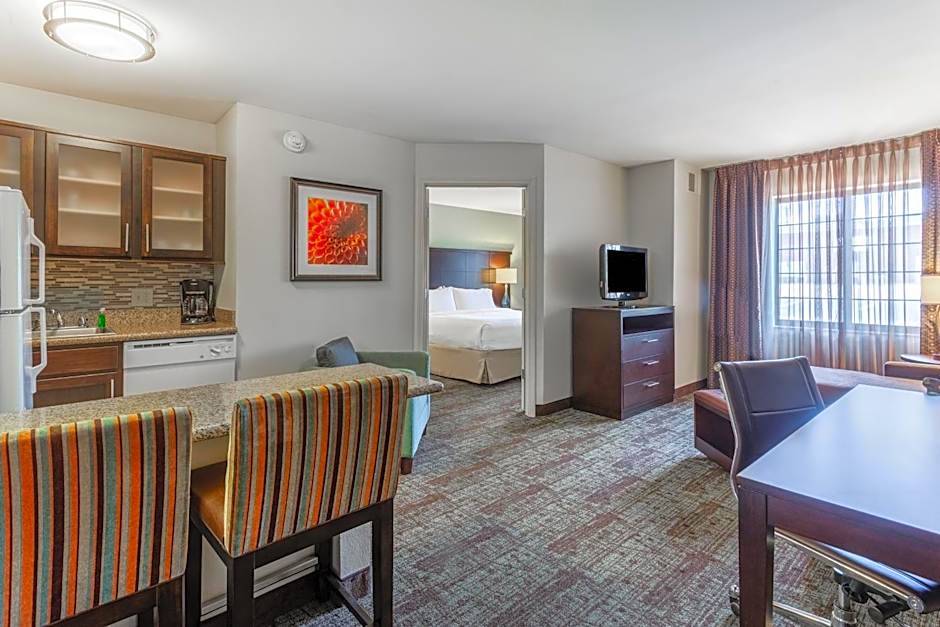 Staybridge Suites Davenport By IHG