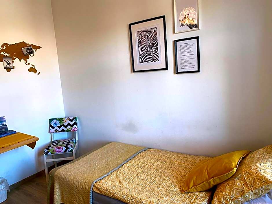 Lemuria Hostel Szkolna centrum