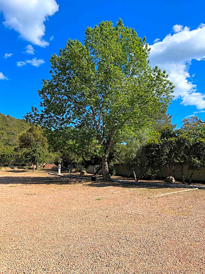 Hôtel les jardins de Sta Giulia avec piscine